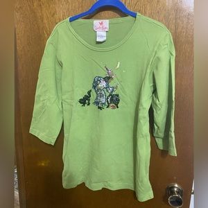 Green 3/4 sleeve top with sequined witch/caldron.  Size large.  Quacker Factory.